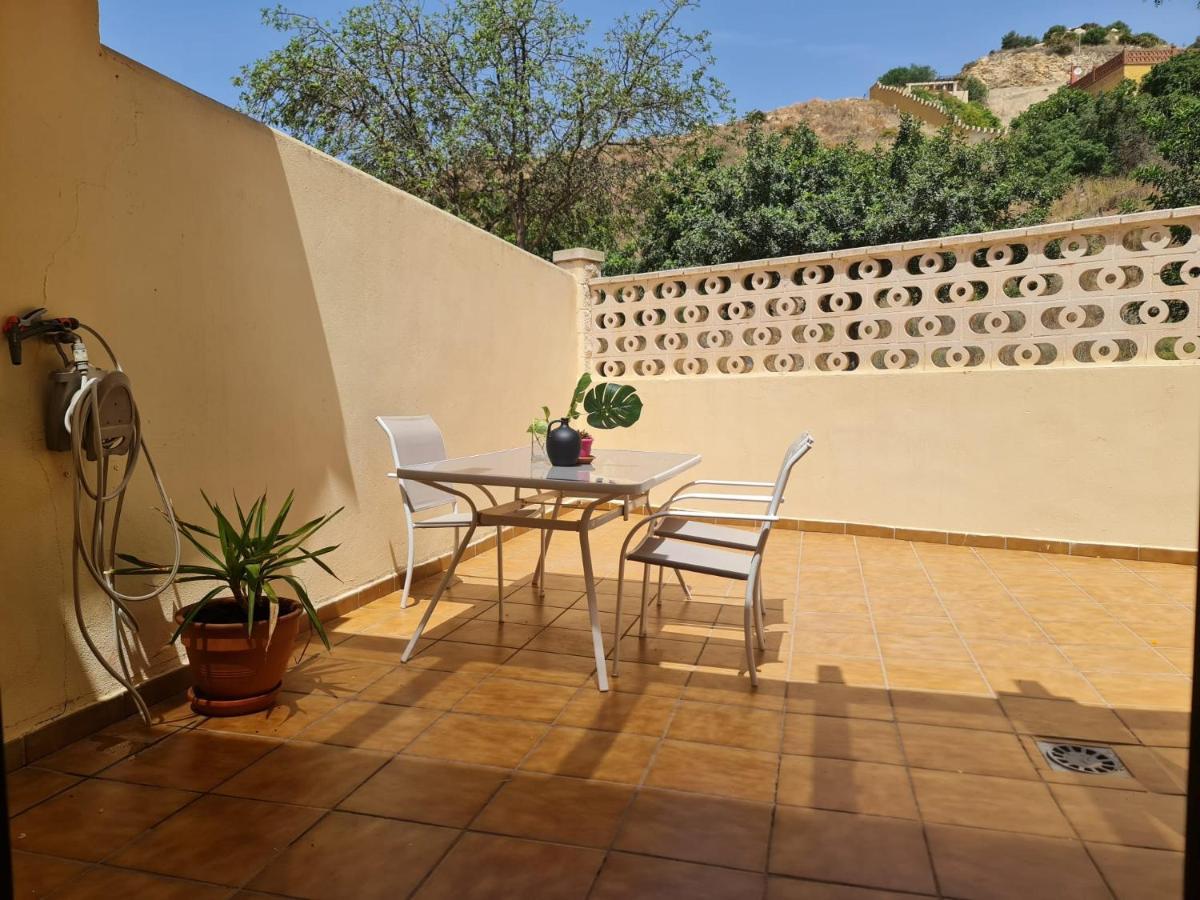 מאלגה Apartamentos Benalmarina מראה חיצוני תמונה