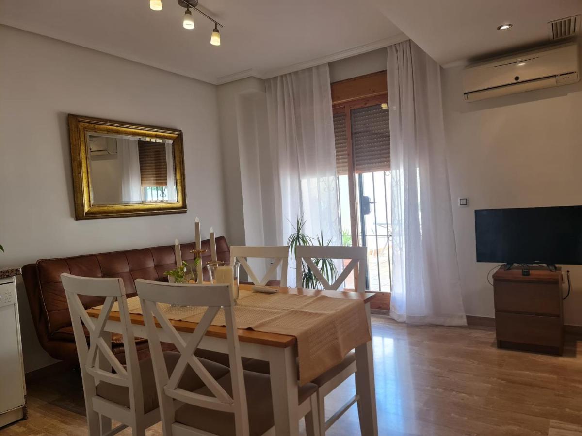 מאלגה Apartamentos Benalmarina מראה חיצוני תמונה